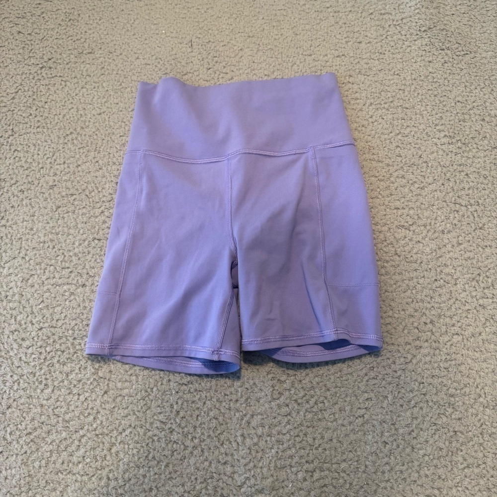 Vuori Studio Pocket Shorts 5” Ultra Violet Size XS VW390